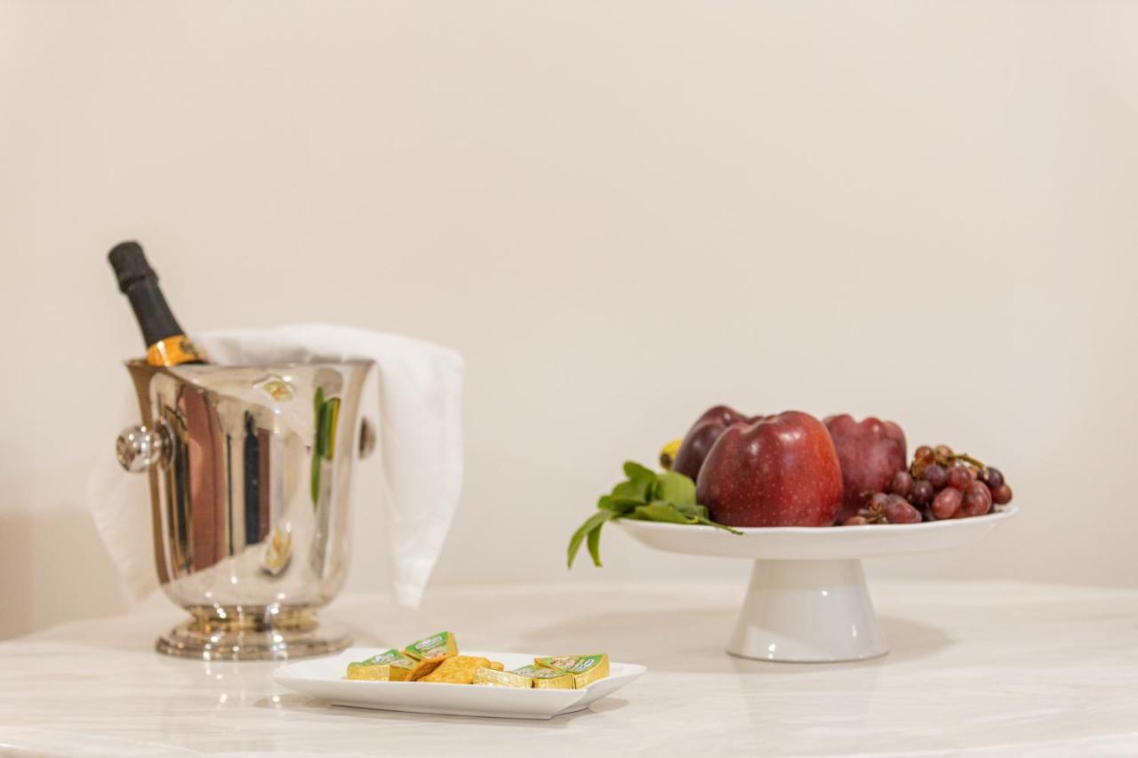 In Marble Hotel Volos Ngoại thất bức ảnh