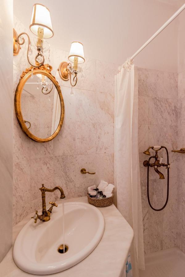 In Marble Hotel Volos Ngoại thất bức ảnh