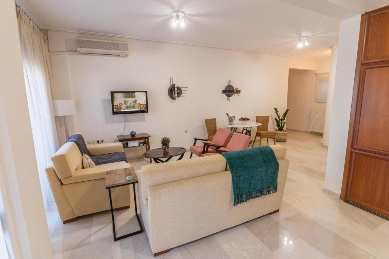 In Marble Hotel Volos Ngoại thất bức ảnh